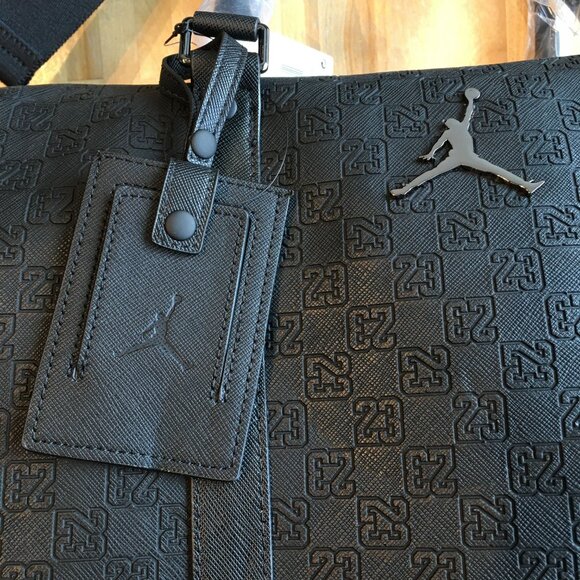 Jordan Monogram Duffel Bag "Black" (25L) - Picture 8 of 8